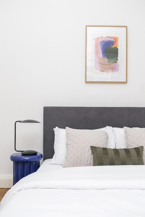 Chic 1 Bedroom Apartment In Bloomsbury, Sleeps 4 London Eksteriør billede