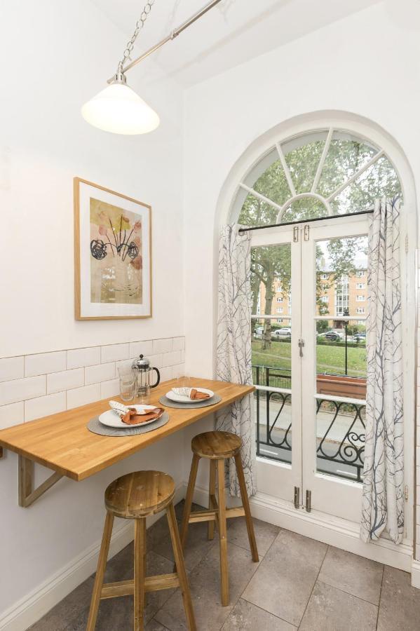 Chic 1 Bedroom Apartment In Bloomsbury, Sleeps 4 London Eksteriør billede